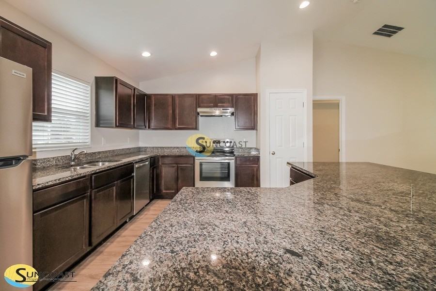 14111 Southwest 48th Court - Photo 4 of 26