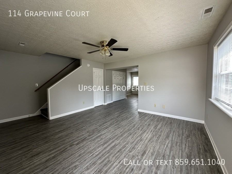 114 Grapevine Court - Photo 2 of 9