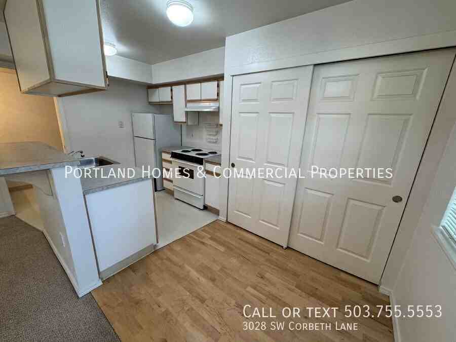 3028 Sw Corbeth Ln - Photo 3 of 12
