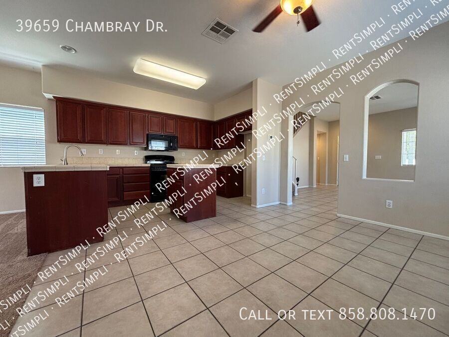39659 Chambray Drive - Photo 7 of 42