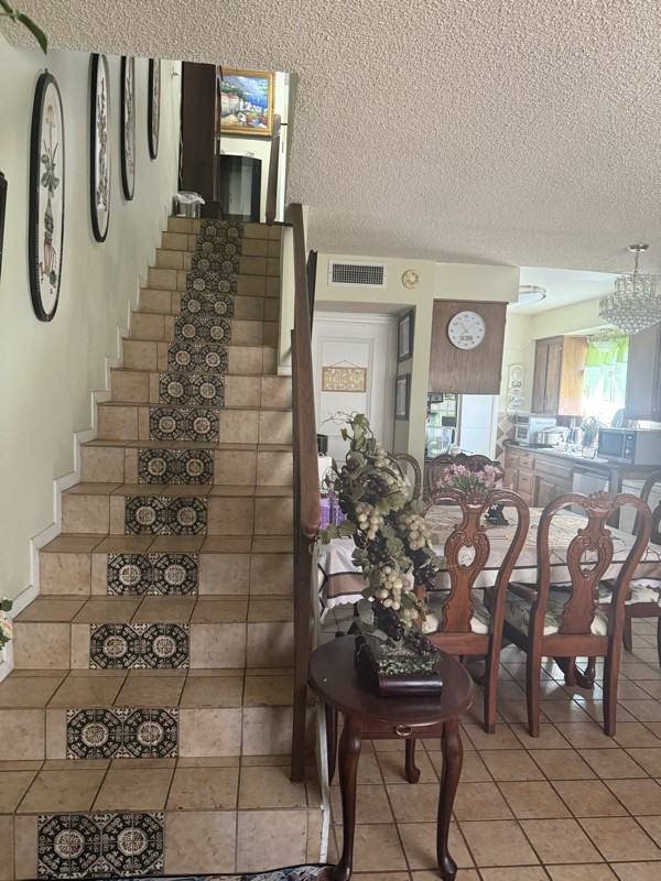 6304 Morse Avenue - Photo 3 of 5