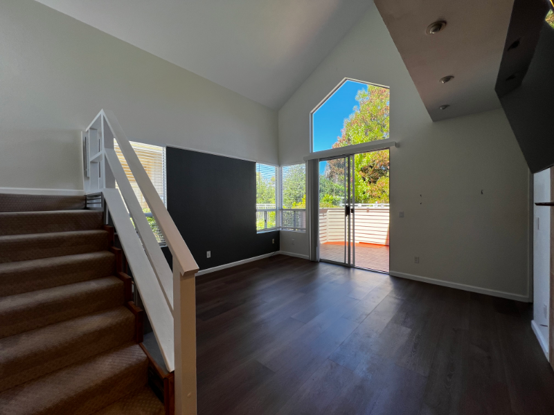 229 Sunset Dr - Photo 2 of 20