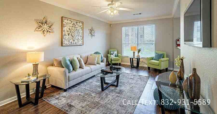 1901 Forest Oaks Dr #CAA - Photo 7 of 11