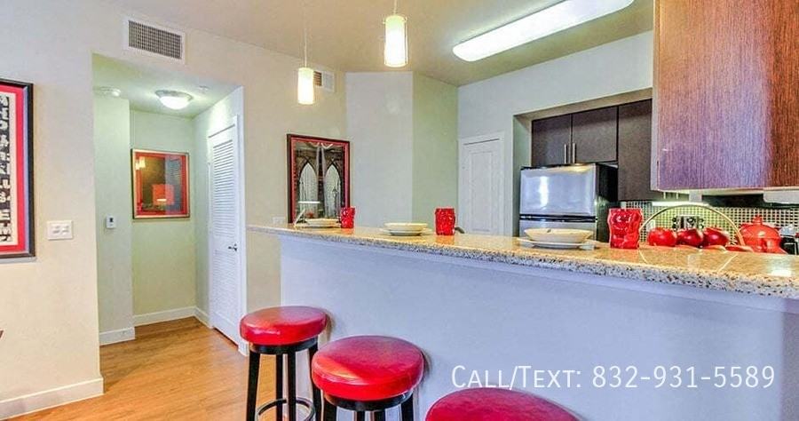 8800 Lakes At 610 Dr #CABP - Photo 2 of 12