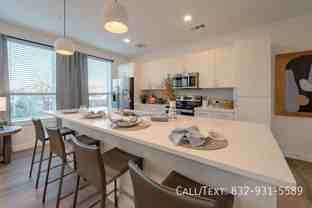 501 W 24th St #COH - Photo 1 of 1