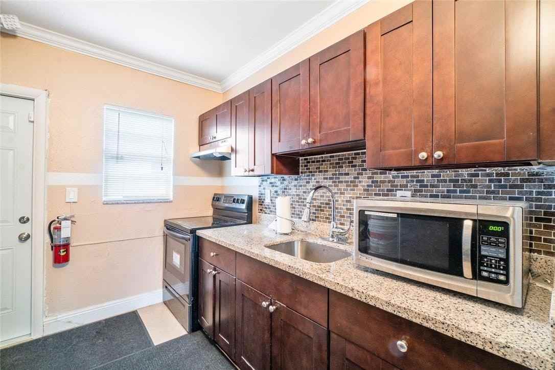 700 Northwest 14th Terrace, Unit 733-1 - Photo 4 of 4