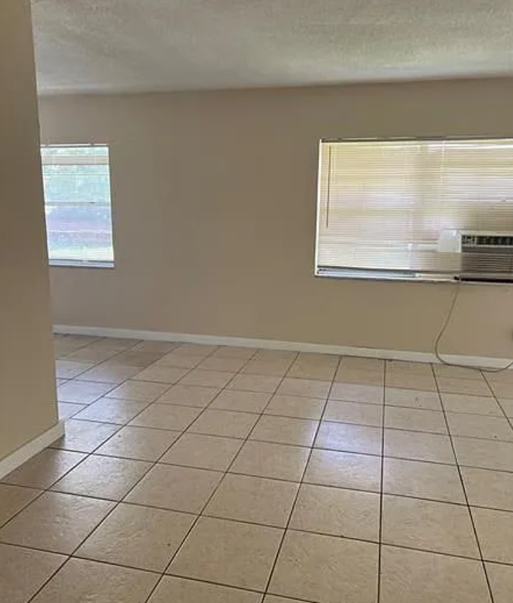 513 Southwest 2nd Court, Unit 3 - Photo 2 of 5