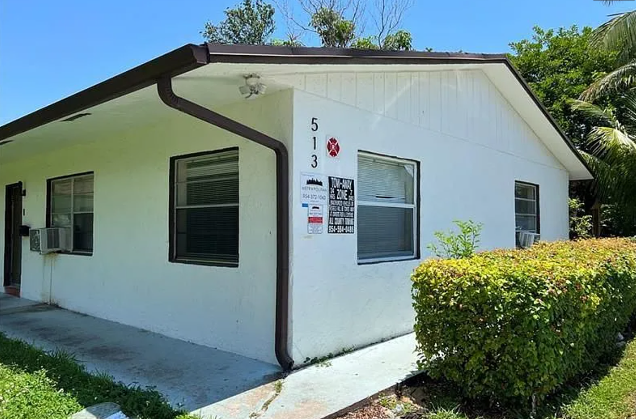 513 Southwest 2nd Court, Unit 3 - Photo 5 of 5