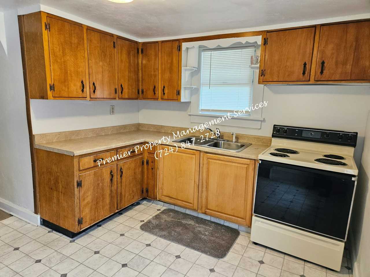 602 East Long Avenue, Unit 2 - Photo 3 of 15