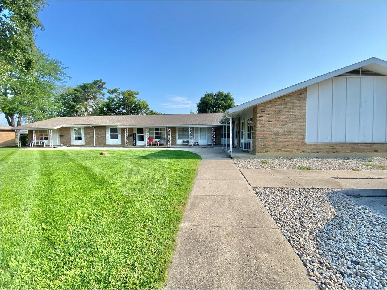 215 Dogwood Drive - Photo 2 of 16