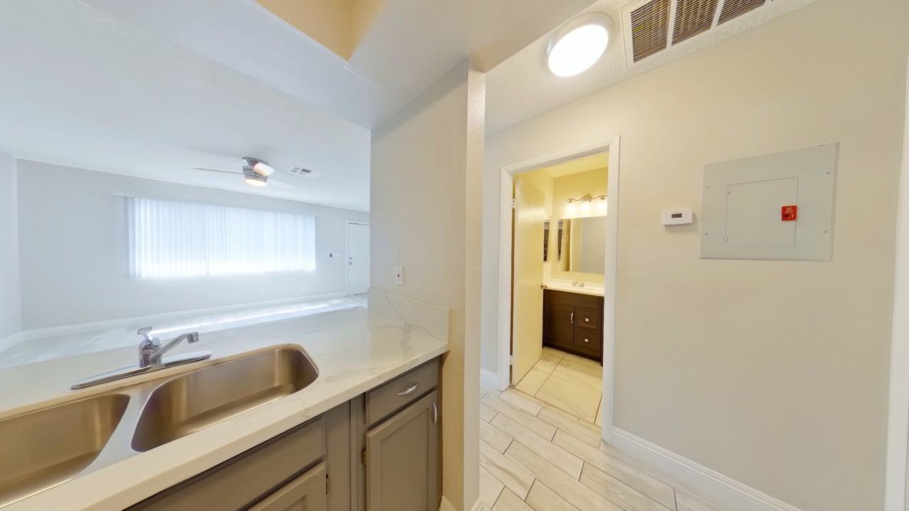 1640 Athol Avenue - Photo 4 of 17