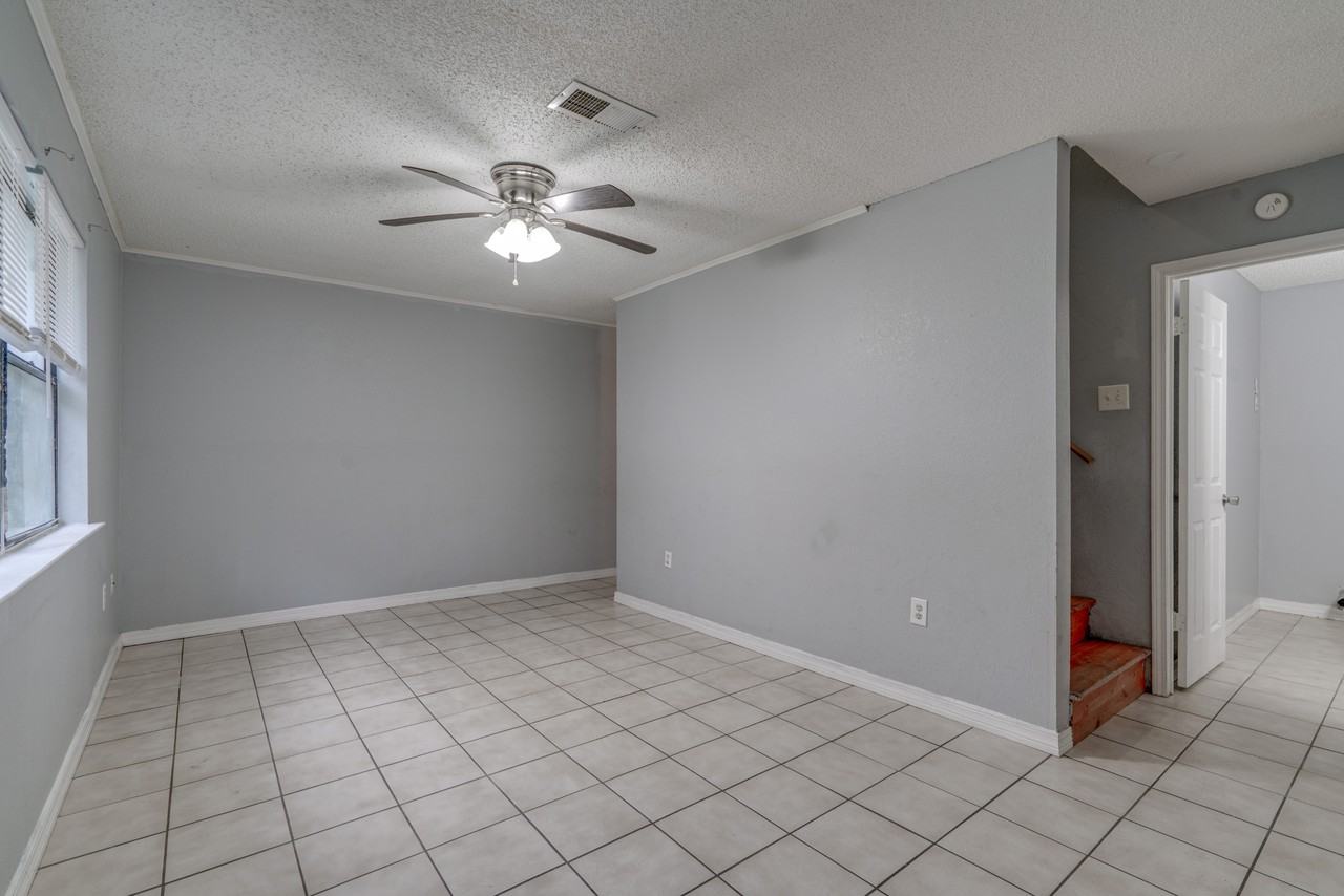 3333 12th Avenue - Photo 7 of 27