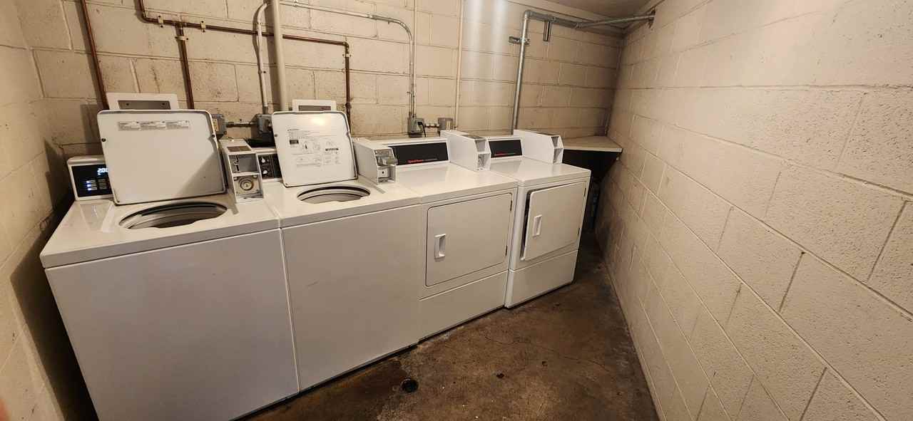 2740 College Ave. - Photo 4 of 50