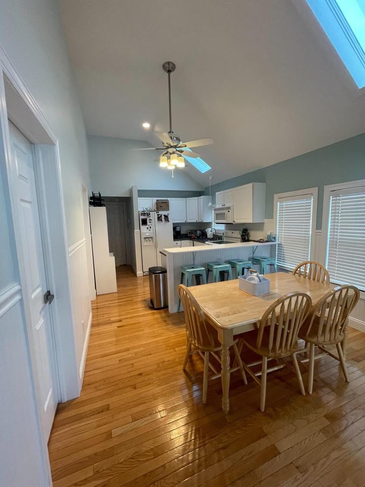 16 North Jefferson Avenue - Photo 2 of 33