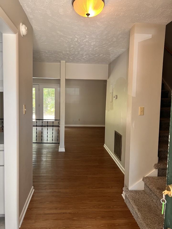 801 East Main Street (NEW) - Photo 2 of 8