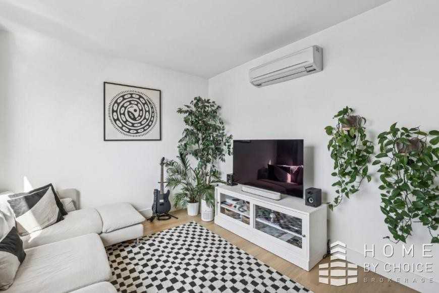 378 Weirfield Street - Photo 3 of 5