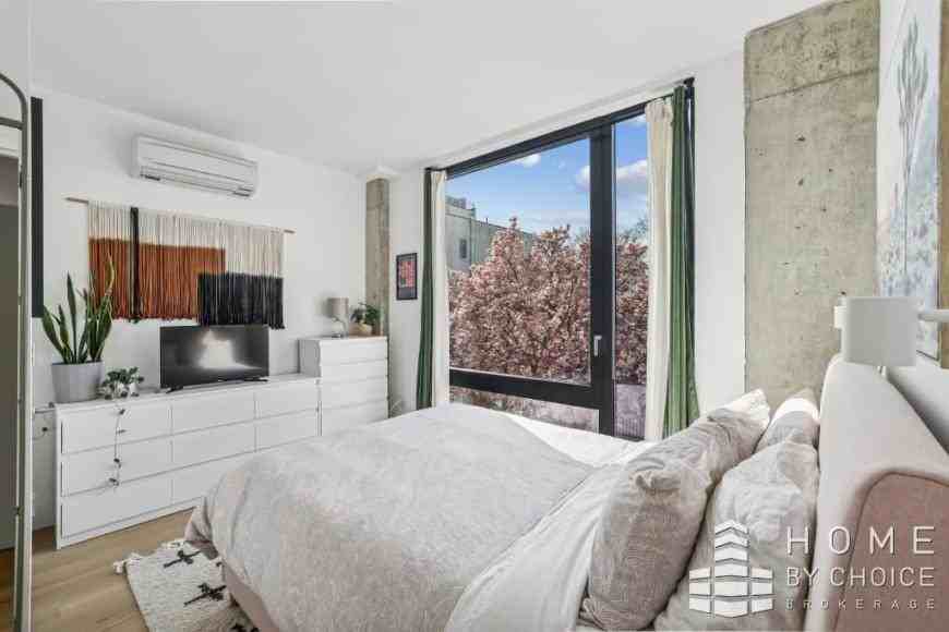 378 Weirfield Street - Photo 4 of 5