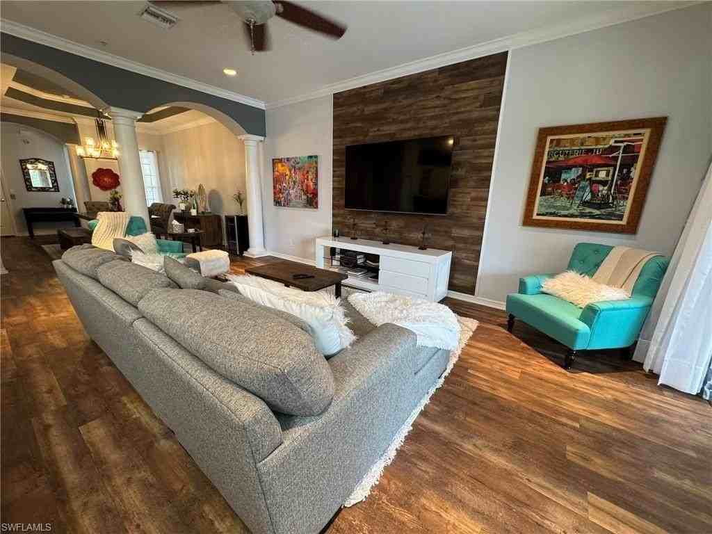 21524 Taft Ct #201 - Photo 6 of 37