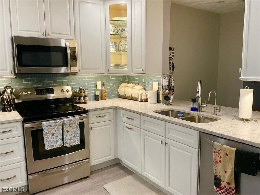 3708 Se 12th Ave Apt 201 #201 - Photo 5 of 25