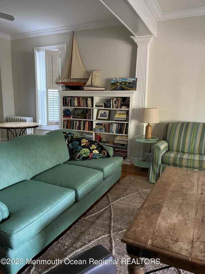 418 5th Ave - Photo 6 of 21