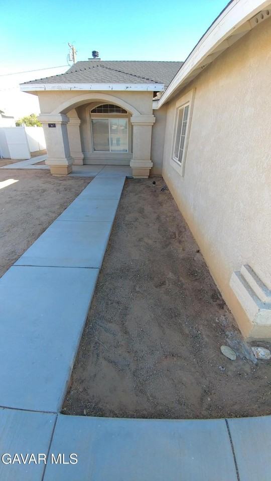 9137 Evelyn Ave - Photo 2 of 33