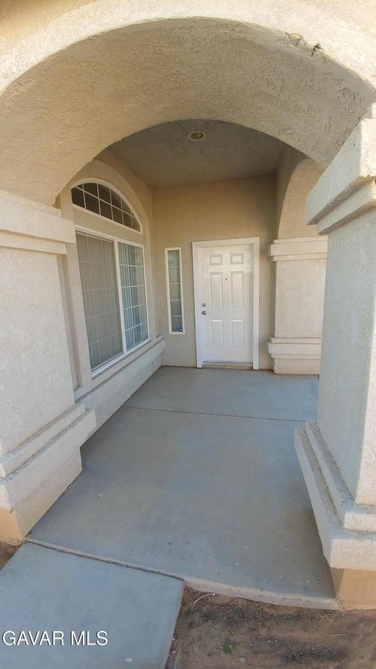 9137 Evelyn Ave - Photo 3 of 33