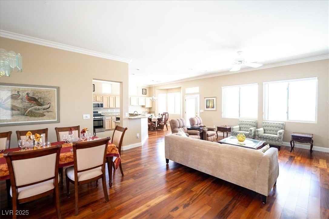 2348 Rumriver St - Photo 3 of 18