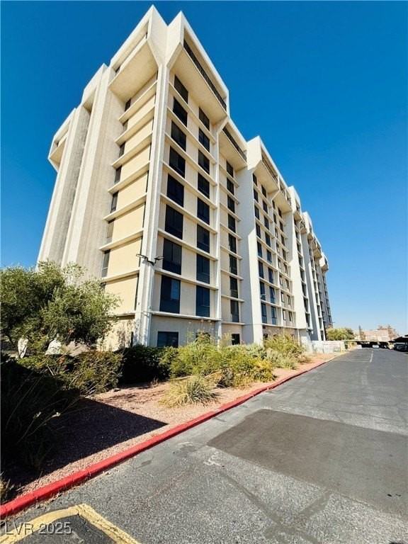 3930 University Center Dr #308 - Photo 2 of 34