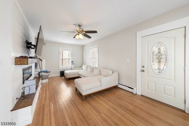 10 Hurley Ave - Photo 4 of 28