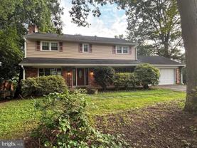 7917 Falstaff Rd - Photo 1 of 1