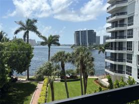 3600 Mystic Pointe Dr #414 - Photo 1 of 1