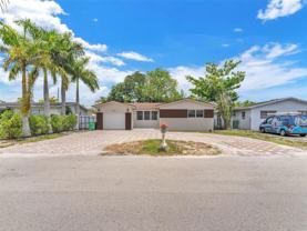 6525 Sw 18th St - Photo 1 of 1