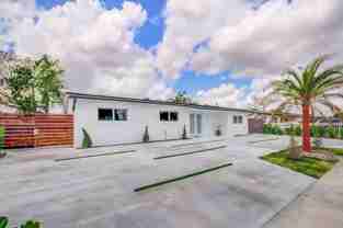 3530 Sw 104th Ave - Photo 1 of 1