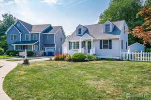 6 Robert Cir - Photo 1 of 1