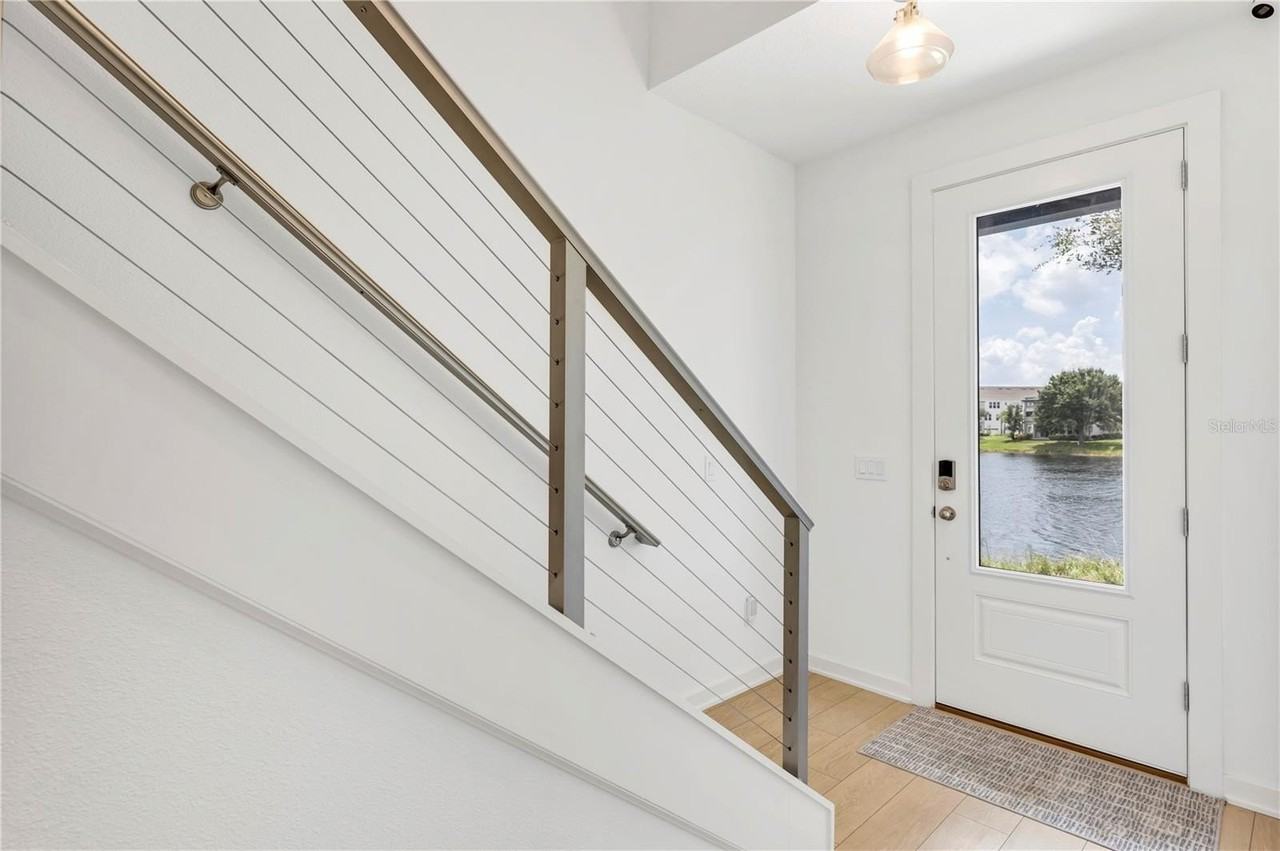 8522 Warburg Aly - Photo 3 of 41