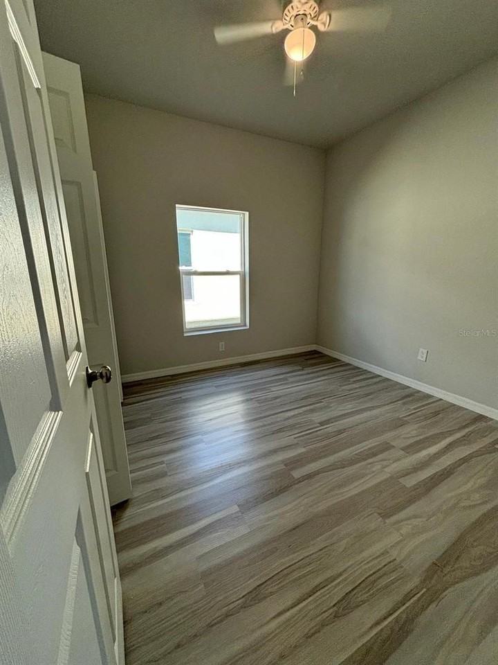 1460 Las Villas Blvd - Photo 6 of 14