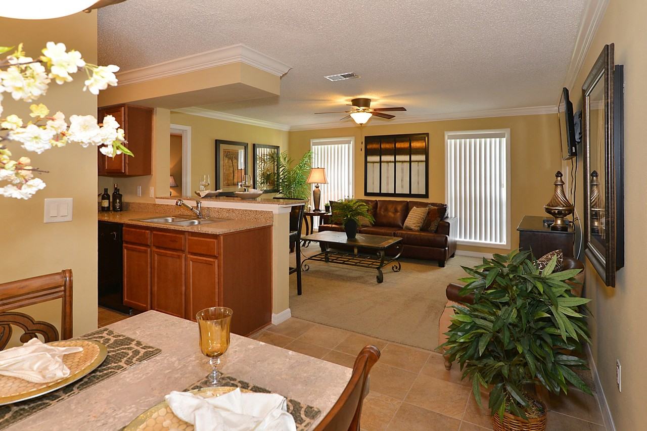 Aventine at Forest Lakes Apartment Homes - Photo 5 of 38