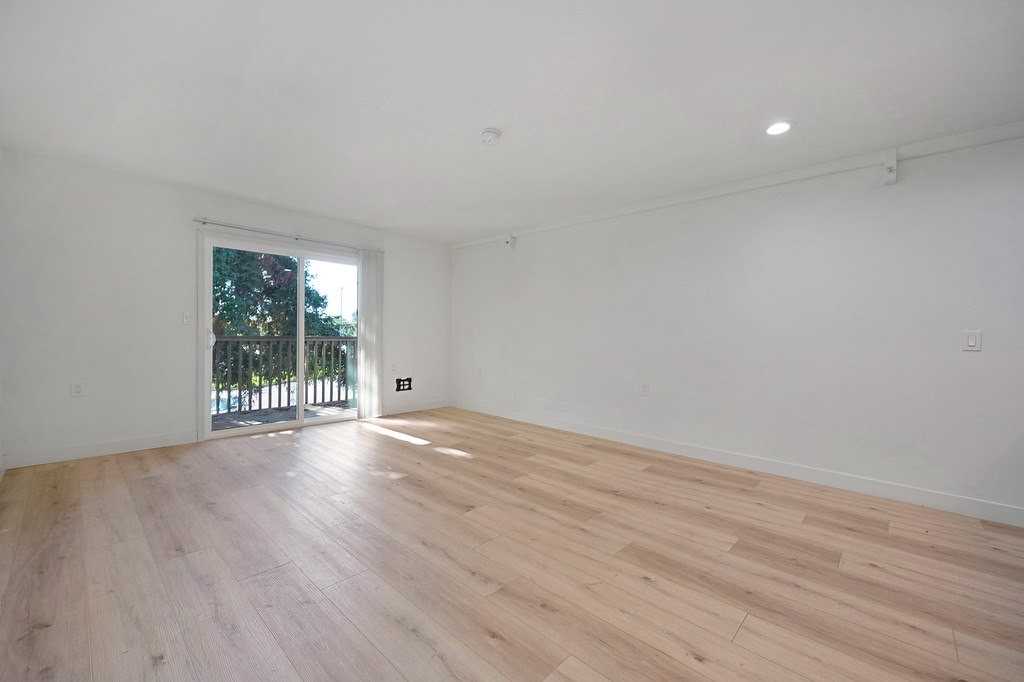 The Crest at Citrus Heights (55+) - Photo 7 of 29