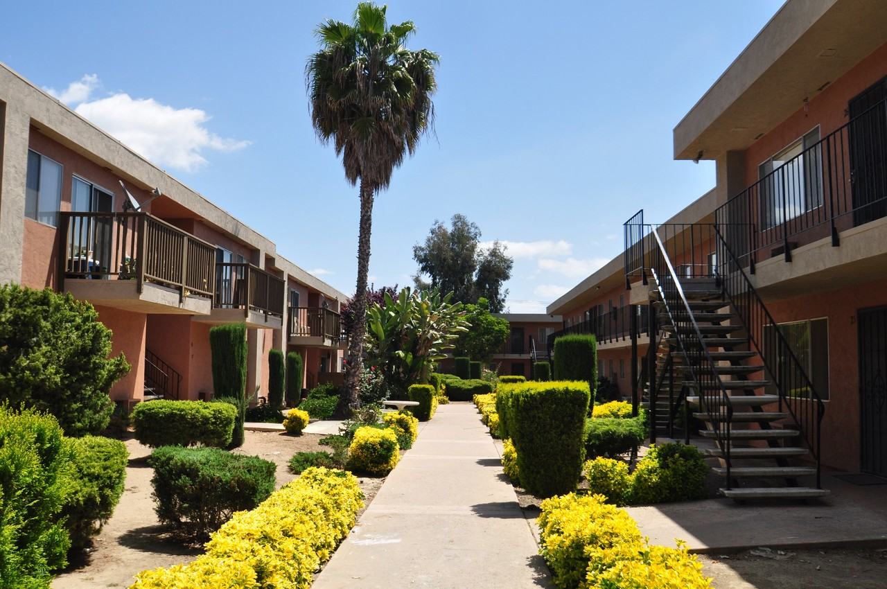 Ashwood Apartments - Photo 4 of 10