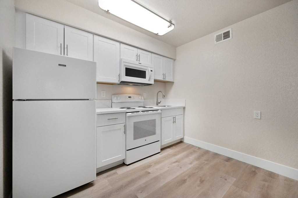 The Atrium at Carmichael (55+) - Photo 6 of 38