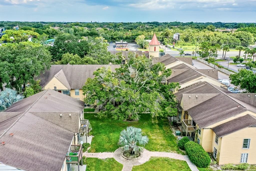 Foxcroft Apartments - Photo 2 of 14