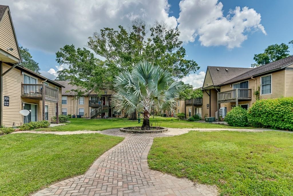 Foxcroft Apartments - Photo 3 of 14