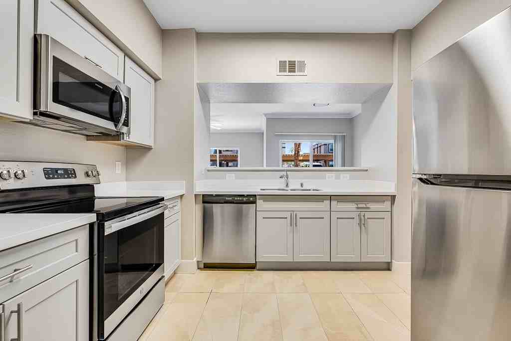 Pinehurst Condominiums - Photo 5 of 23