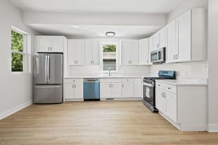 6445 S Rhodes Ave #1 - Photo 1 of 1