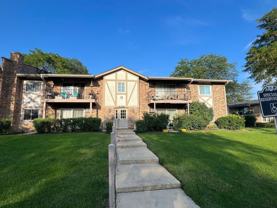 9S025 Lake Dr - Photo 1 of 1