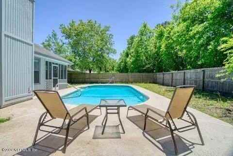 10062 Hawks Hollow Rd - Photo 2 of 39