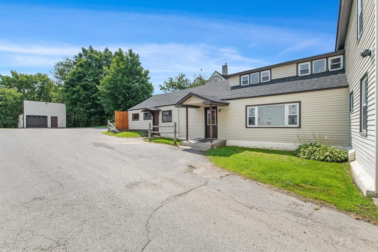 180 Main St #1N - Photo 2 of 18