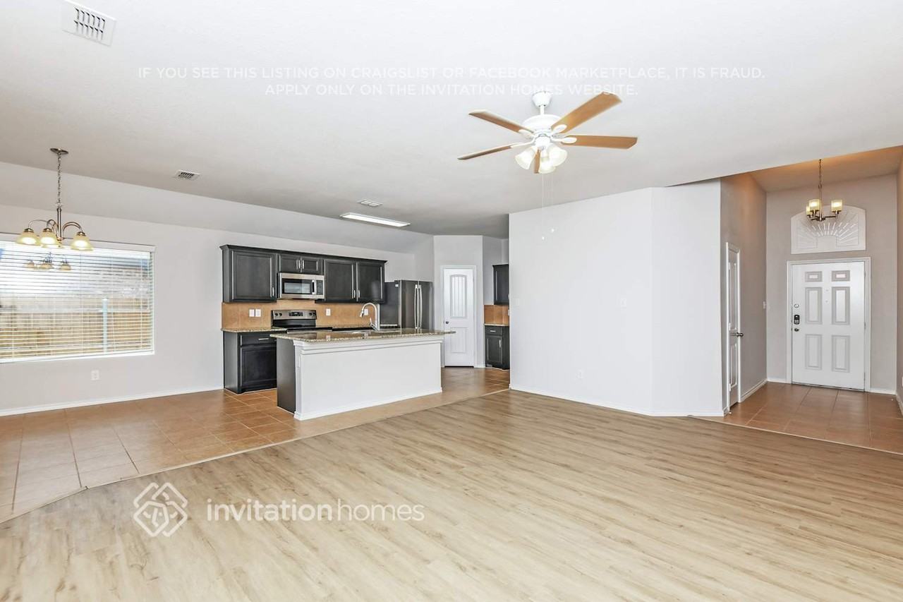 8921 Cold Harbor St - Photo 3 of 17
