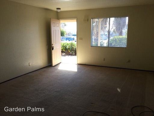 870 Browning St - Photo 3 of 9