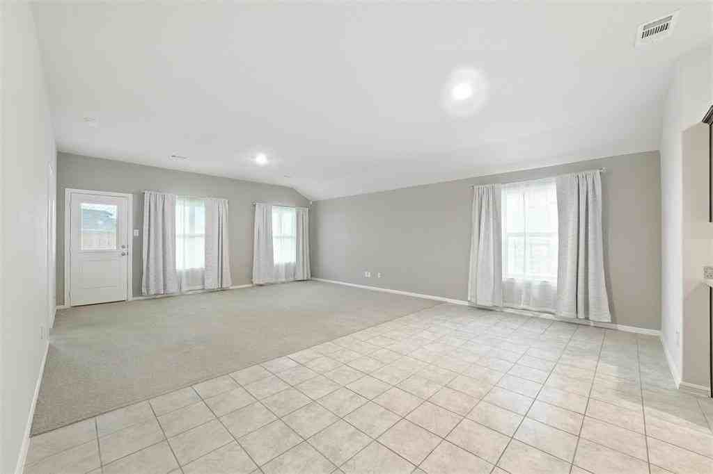 16745 Portage St - Photo 3 of 16